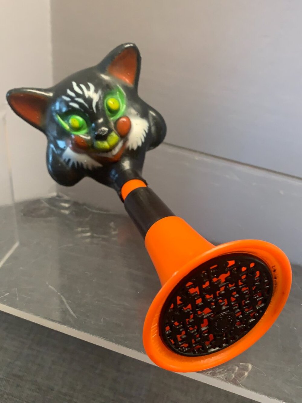 Vintage FUN WORLD Black Cat Halloween Spooky Horn-made Hong Kong